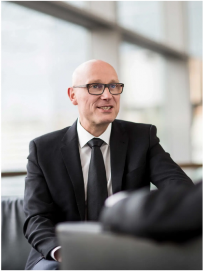Dirk Lauenstein