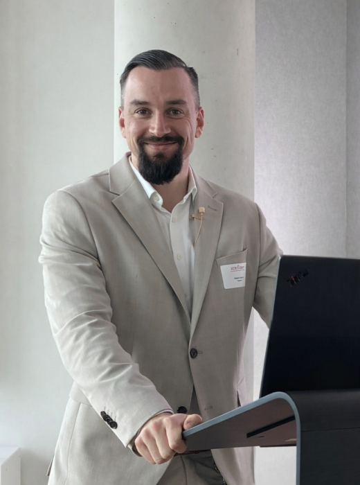 portrait_robert_stricker.